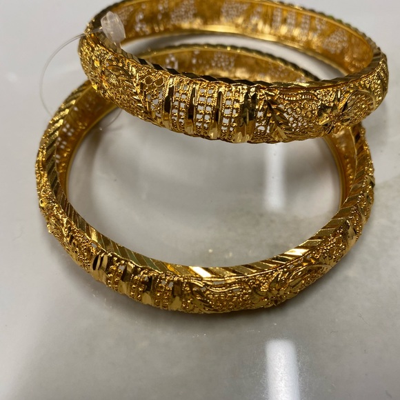 Bangles - Picture 3 of 5